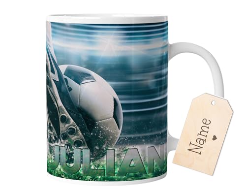 timalo® Tasse Motiv Fußball mit Namen bedrucken lassen | Individuelle Kindertasse mit Fußballspieler und Wunschname für Kinder Jungen | mug-child-10 von timalo