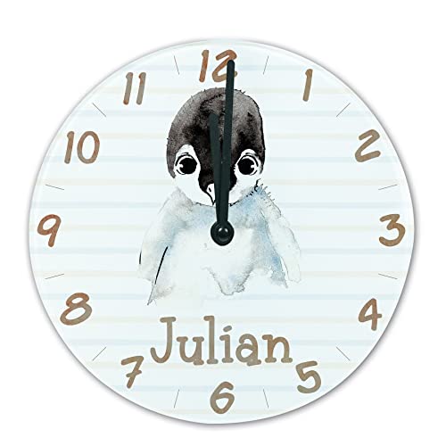 timalo® Wanduhr Tiere Kinderzimmer personalisiert mit Namen | Geschenk Uhr für Kinder mit süßen Tiermotiven | Pinguin glasuhr-t-19 von timalo