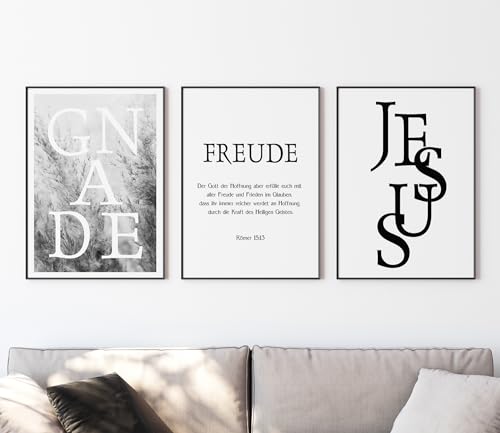 timalo SALT-AND-LIGHT® Christliche Wandbilder Bibelverse Deutsch Poster 3 Stück im 3er Set Wanddeko Wohnzimmer Deko Schlafzimmer | Gnade Freude Jesus | 70x50cm von timalo