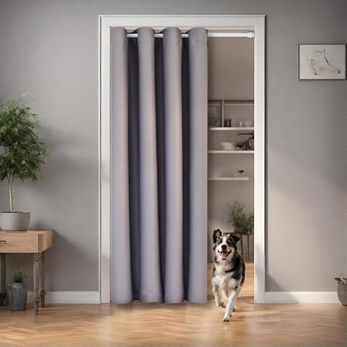 tinycurtains, Türvorhang mit Teleskopstange, einfache Montage in nur 1 Minute ohne Bohren, für alle gängigen Türgrößen (Türvorhang hellgrau + Stange weiß, Türbreite 55-90cm) von tinycurtains