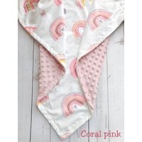Personalisierte Baby Decke Mädchen Regenbogen Shower Geschenk Neugeborene Benutzerdefinierte Rosa Minky Monogramm Namen Decken von tinyhandBabyblanket