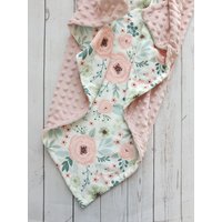 Personalisierte Babydecke Mädchen Floral Baby Decke Rosa Bestickt Shower Geschenk Benutzerdefinierte Monogrammed Name Minky von tinyhandBabyblanket