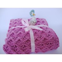 Babydecke Aus Merino Wolle Gehäkelt Rose Rosa Neugeborenes Geschenk von toivima