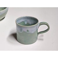 Tasse Keramik Handgemacht Haferl Becher Ca. 330 Ml Jadegrün von tonele