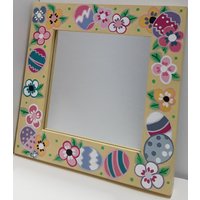 Bunter Handbemalter Oster-Thema-Holzspiegel von toniarcenciel