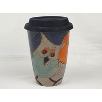 Kaffeebecher Aus Keramik, Teebecher, Becher „To Go" Mit Wiederverwendbarem Deckel Silikon, Handgemachter Reisebecher „Eulenheulen" Kaffeebecher Aus Keramik, Teebecher, Becher „To Go" Mit Wiederverwendbarem Deckel Silikon, Handgemachter Reisebecher „Eulenheulen" von tonspatzen