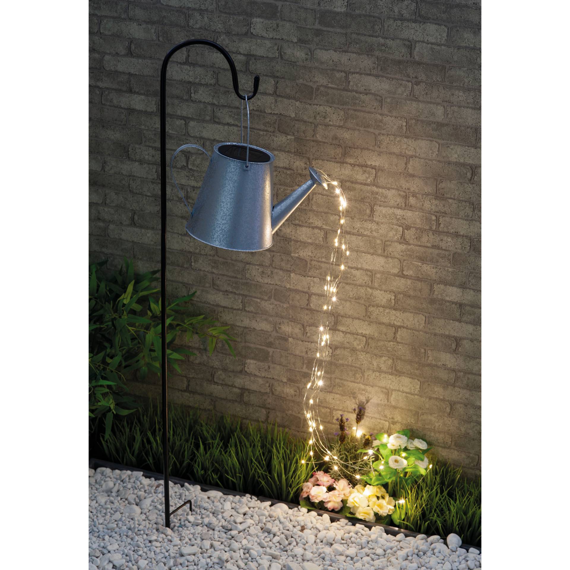 toom Gartensolarleuchte 'Gießkanne' 30 x 110 cm 60 LEDs toom Gartensolarleuchte 'Gießkanne' 30 x 110 cm 60 LEDs von toom
