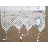 Scheibengardine, Pannaux, 40 X 100 cm, Weiss , Stoff Mit Häkelabschluss, Bommelchen, Hohlsaum Scheibengardine, Pannaux, 40 X 100 cm, Weiss , Stoff Mit Häkelabschluss, Bommelchen, Hohlsaum von topangebote