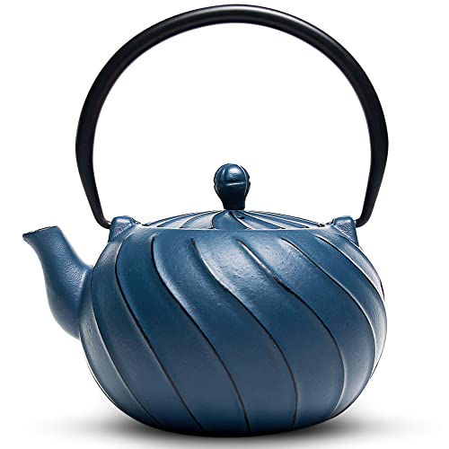 Teekessel, TOPTIER Japanische Teekanne aus Gusseisen mit Teesieb aus Edelstahl, Teekessel aus Gusseisen für Herdplatte, Wellendesign, Teekanne beschichtet mit emaillierter Innenseite für 900 ml, von toptier