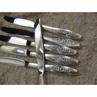 Primrose Knives - Set Mit 6 Silberplatten Hohlheft-Menümessern Muster 1952 von totalvintage