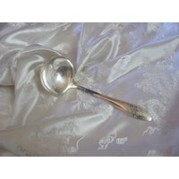 Queen Bess Ii Muster // Antike Vintage Soßenkelle Silberbesteck Silber Besteck Vorlegebesteck von totalvintage