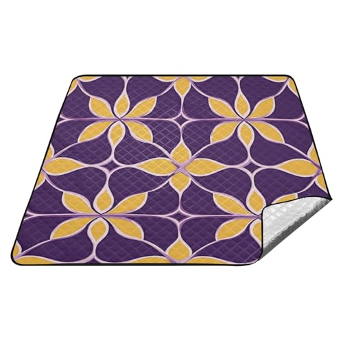 Stranddecke mit geometrischem Muster, lila und gelb, wasserdicht, XXL, Outdoor, Party, Reisen, Picknickdecke für Familie, Konzertdecke, Cobijas para la playa Stranddecke mit geometrischem Muster, lila und gelb, wasserdicht, XXL, Outdoor, Party, Reisen, Picknickdecke für Familie, Konzertdecke, Cobijas para la playa von tplaotee