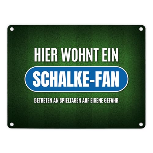 Hier wohnt ein Schalke-Fan Metallschild mit Rasen Motiv Fußball Schalke Verein von trendaffe