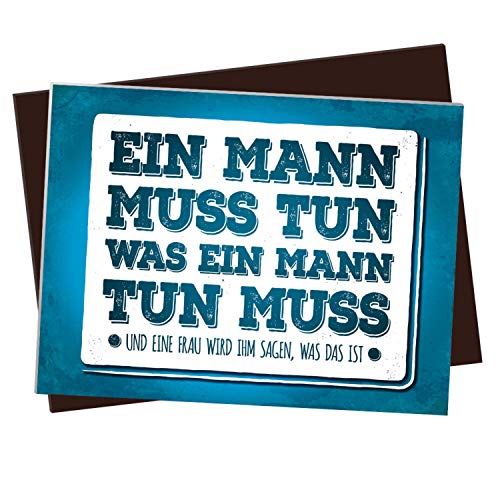 XL Kühlschrankmagnet mit Spruch: EIN Mann muss tun was EIN Mann tun muss. Und eine Frau Wird ihm Sagen was das ist von trendaffe