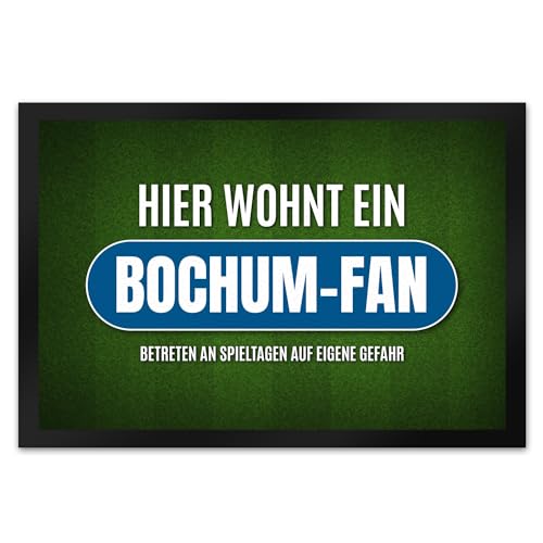 trendaffe - Hier wohnt EIN Bochum-Fan Fußmatte XL mit Rasen Motiv von trendaffe