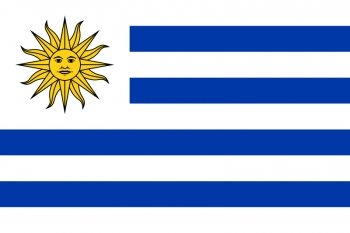 Top Qualität - Flagge Uruguay Fahne, 90 x 150 cm, EXTREM REIßFEST, Keine BILLIG-CHINAWARE, Stoffgewicht ca. 100 g/m², sehr robust, extra starke Messing-Ösen - mehrfach umlaufend genäht, ideal als Hissflagge Hissfahne für Innen/Außen, für Ha von trends4cents