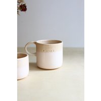 Personalisierte Keramiktasse Handgefertigte Keramiktasse, Individuelles Namensgeschenk von trinitysworks