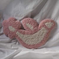 Handgetufteter Vogel - Mini-Wandbehang Aus Reiner Wolle Pinke Getuftete Wandbehang Dusty Rose Bird Mini Wandteppich von tsalahatstudio
