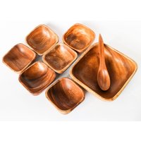 Set Of Wooden Bowls With Spoon - Simple But Elegant Rustic Carved Grain Geometric Style For Nature Lovers von tsiarde