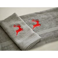 Weihnachts-Handtuch Mit Hirsch-stickerei, Gästetuch, Hand - & Duschtuch, Rentier Motiv | Geschenkidee Advent, Dekoration in Küche Und Bad von tuetatue