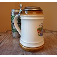 Großer Vintage Deutscher Steinzeug Bierkrug Mit Zinndeckel von tweetybirdstudio