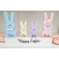 Personalisierte Osterhasen Familie Aus Holz Urlaub Regal Dekor von twinklesdesigns