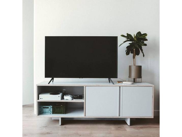 Fernsehtisch in Grau mit Türen und Ruckwanden, 148 cm x 53 cm x 40 cm, Vollständig anpassbar von Tylko von tylko