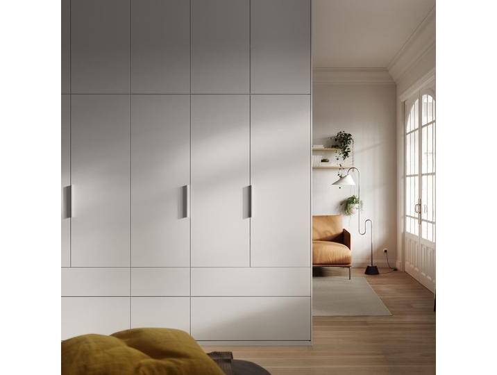 Kleiderschrank in Beige mit Innen und Aussen Schubladen, 236 cm x 300 cm x 63 cm, Vollständig anpassbar von Tylko von tylko