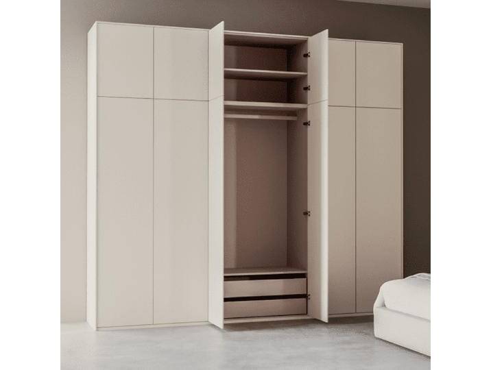 Kleiderschrank in Beige und Rosa mit Innenschubladen und Kleiderstange, 304 cm x 275 cm x 53 cm, Vollständig anpassbar von Tylko Kleiderschrank in Beige und Rosa mit Innenschubladen und Kleiderstange, 304 cm x 275 cm x 53 cm, Vollständig anpassbar von Tylko von tylko
