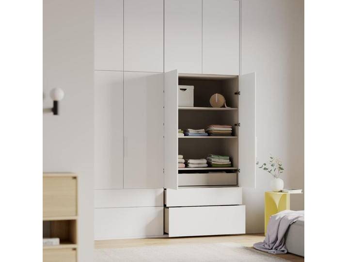 Kleiderschrank in Weiß und Grau mit Innen und Aussen Schubladen, 198 cm x 291 cm x 63 cm, Vollständig anpassbar von Tylko von tylko
