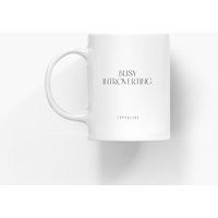Tasse Aus Keramik/Busy Introverting Personalisierte Mit Lustigem Spruch - Perfektes Geschenk Für Mama, Papa, Geburtstag von typealive