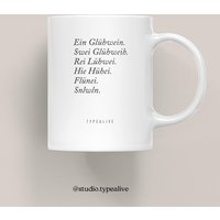 Tasse Aus Keramik/Glühwein Weihnachtsmotiv Mit Glühweintext Und Lustigem Spruch - Witziges & Günstiges Geschenk Für Mama, Papa von typealive