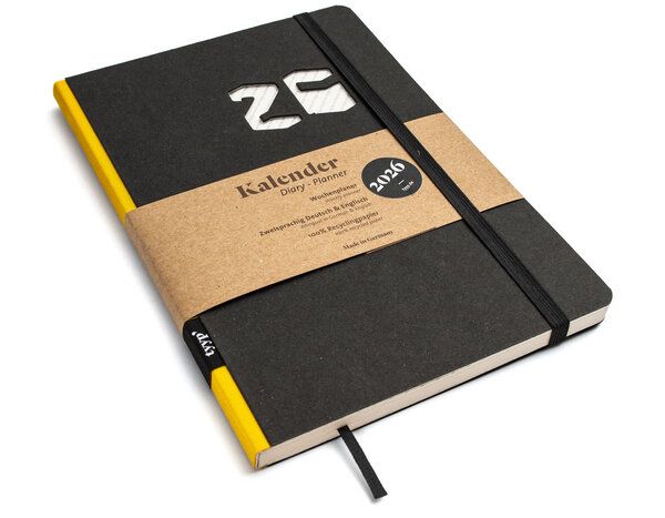 tyyp Taschenkalender 2026 A5 – Kalender aus Recyclingpapier mit schwarzem Cover, fair & vegan tyyp Taschenkalender 2026 A5 – Kalender aus Recyclingpapier mit schwarzem Cover, fair & vegan von tyyp