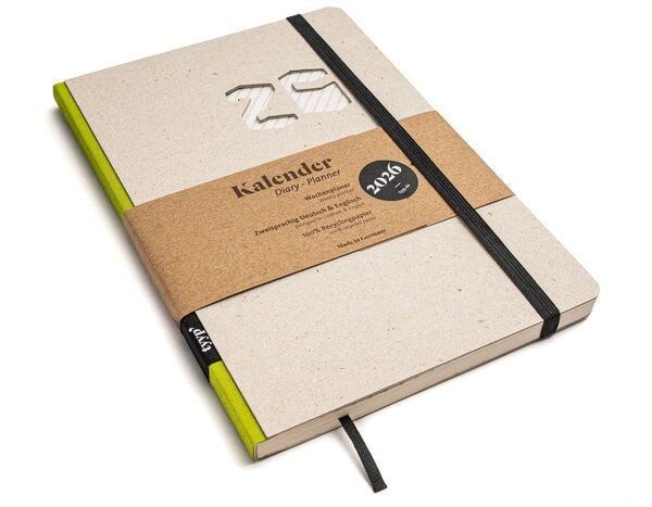 tyyp Taschenkalender 2026 A5 – aus 100 % Recyclingpapier, naturgraues Cover, vegan & handmade tyyp Taschenkalender 2026 A5 – aus 100 % Recyclingpapier, naturgraues Cover, vegan & handmade von tyyp