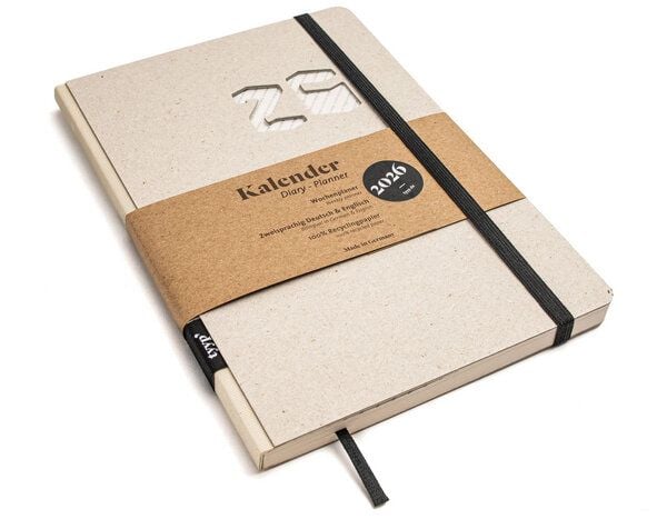 tyyp Taschenkalender 2026 A5 – aus 100 % Recyclingpapier, naturgraues Cover, vegan & handmade tyyp Taschenkalender 2026 A5 – aus 100 % Recyclingpapier, naturgraues Cover, vegan & handmade von tyyp