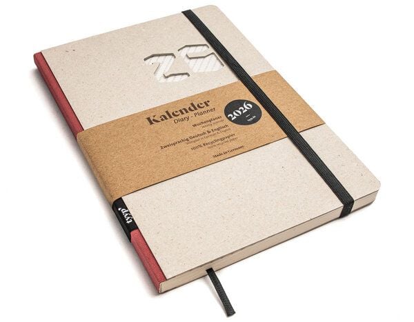 tyyp Taschenkalender 2026 A5 – aus 100 % Recyclingpapier, naturgraues Cover, vegan & handmade tyyp Taschenkalender 2026 A5 – aus 100 % Recyclingpapier, naturgraues Cover, vegan & handmade von tyyp