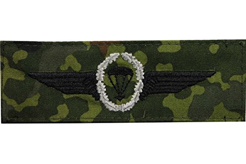 Abzeichen Fallschirmjäger flecktarn/silber von unbekannt