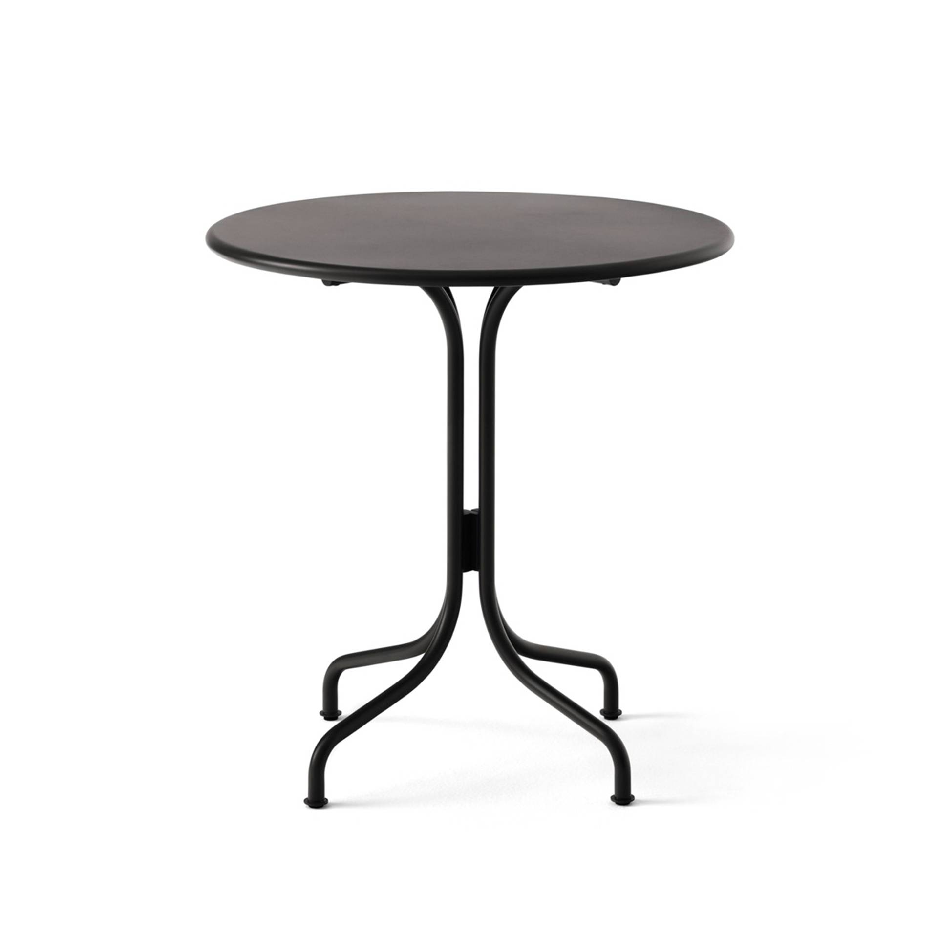 &Tradition - Thorvald SC96 Café Gartentisch - warm black/pulverbeschichtet/H x Ø 72x70cm von &Tradition