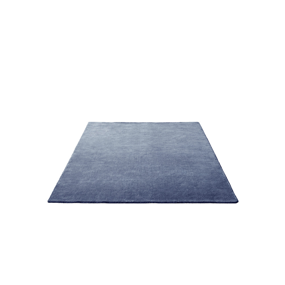 &tradition - The Moor Rug AP5 170x240 Grey Blue Thunder von &tradition