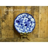 Eine Attraktive, 19Th C Flow Blaue Schrankplatte Von Wedgwood von uniquepotteryshop