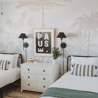 Tropic Oasis Wandbild | Stadtmauern Tropic Oasis Wandbild | Stadtmauern von urbanwalls