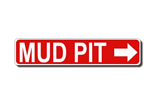 Mud Pit Vintage Blechschild Retro Rustikale Männerhöhle Weißblech Vintage Neuheit Straße Bauernhaus Zink Garage Wanddekoration Metallschild Gelb 40 x 10 cm von usigns