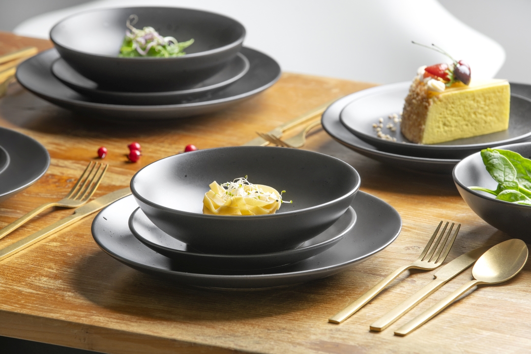 Tafel-Set 18 tlg. Luna S  in runde Form Coupe schwarz matt von van Well