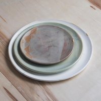 Handgemachte Keramik-Speiseteller - Rustikales Steingut-Geschirr von vapor03