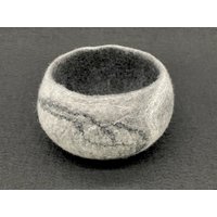 Filzschale Klein in Steinoptik Aufbewahrungskorb Utensilo Behälter Filz Steinschale Osternest von verFILZtesDE