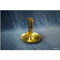Vintage Kerzenleuchter Aus Messing Elegante Tischdekoration Vintage Kerzenleuchter Aus Messing Elegante Tischdekoration von vintagdesign