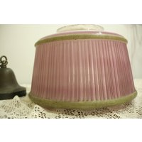 Große Rosa Leuchte, Gestreift, Und Grün, 1950Er Jahre, Messing Glas, Hängeleuchte, Frühlingsdekor, Frühling von vintageatmosphere