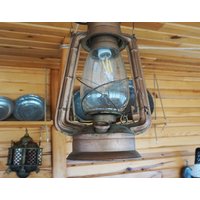 Vintage Windlicht, Bauernhauslampe, Antiklampe, Gaslicht, Kerosenlampe, Laterne, Glasöllampe, Kerosen Laterne, Wandlampe von vintagefleabazaar