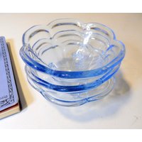 3 Glasschüsseln Art Deco Hellblau Transp von vintagehappimillAT