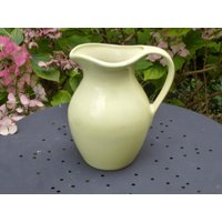 Vintage Krug Mit Henkel Und Ausguß Keramik Gelb Glasiert von vintagehappimillAT